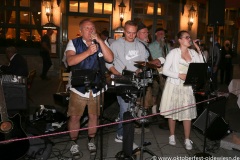 Michi Högl rockte den Max-Joseph-Platz, Wirtshaus Wiesn im Spatenhaus an der Oper 2021