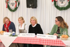 Hannelore Kiethe (2. von re.)