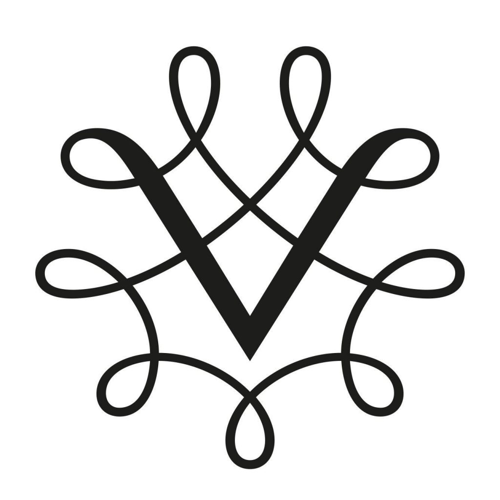 Vinmonopolets logo - V-formen.
