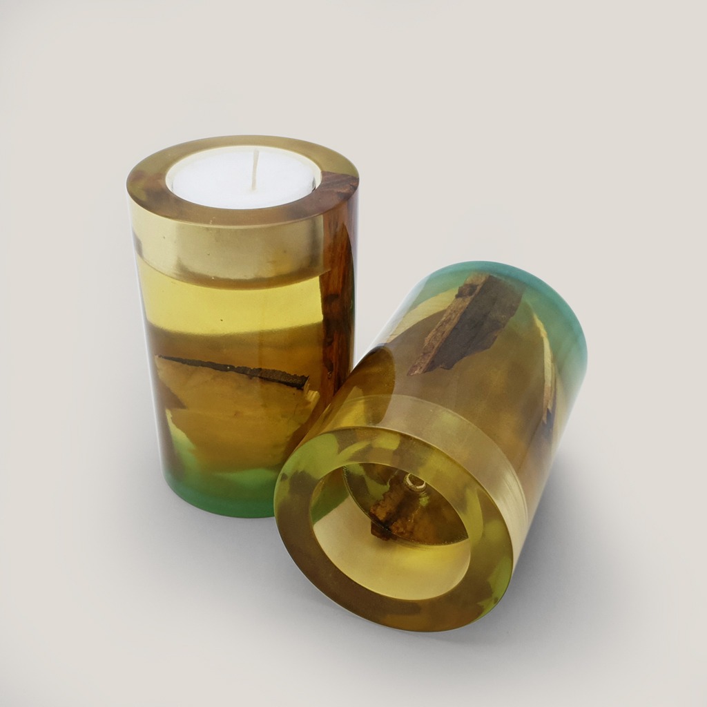 Set-of-two-light-Green-yellow-epoxy-resin-cilinder-candlestick-candle-holder-Old-Wood-Fabrik-3