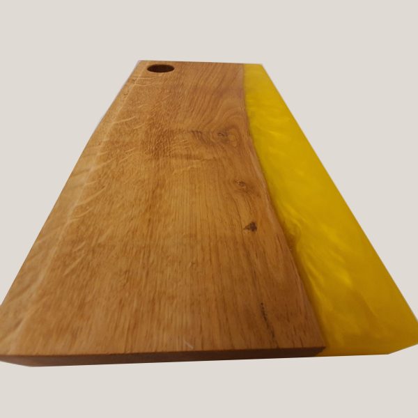 Yellow live edge cutting board - Image 2