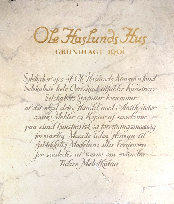Plakette i Ole Haslunds Hus