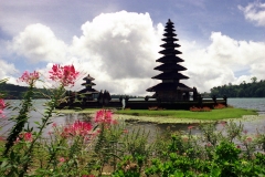 Bratan - Bali - Indonesia - 1993 - Foto: Ole Holbech