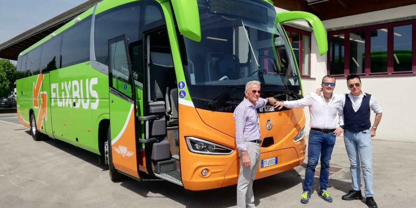 Flixbus ritorna a Pavia: da maggio i nuovi collegamenti per Torino, Milano  e Venezia – oltrepolombardo