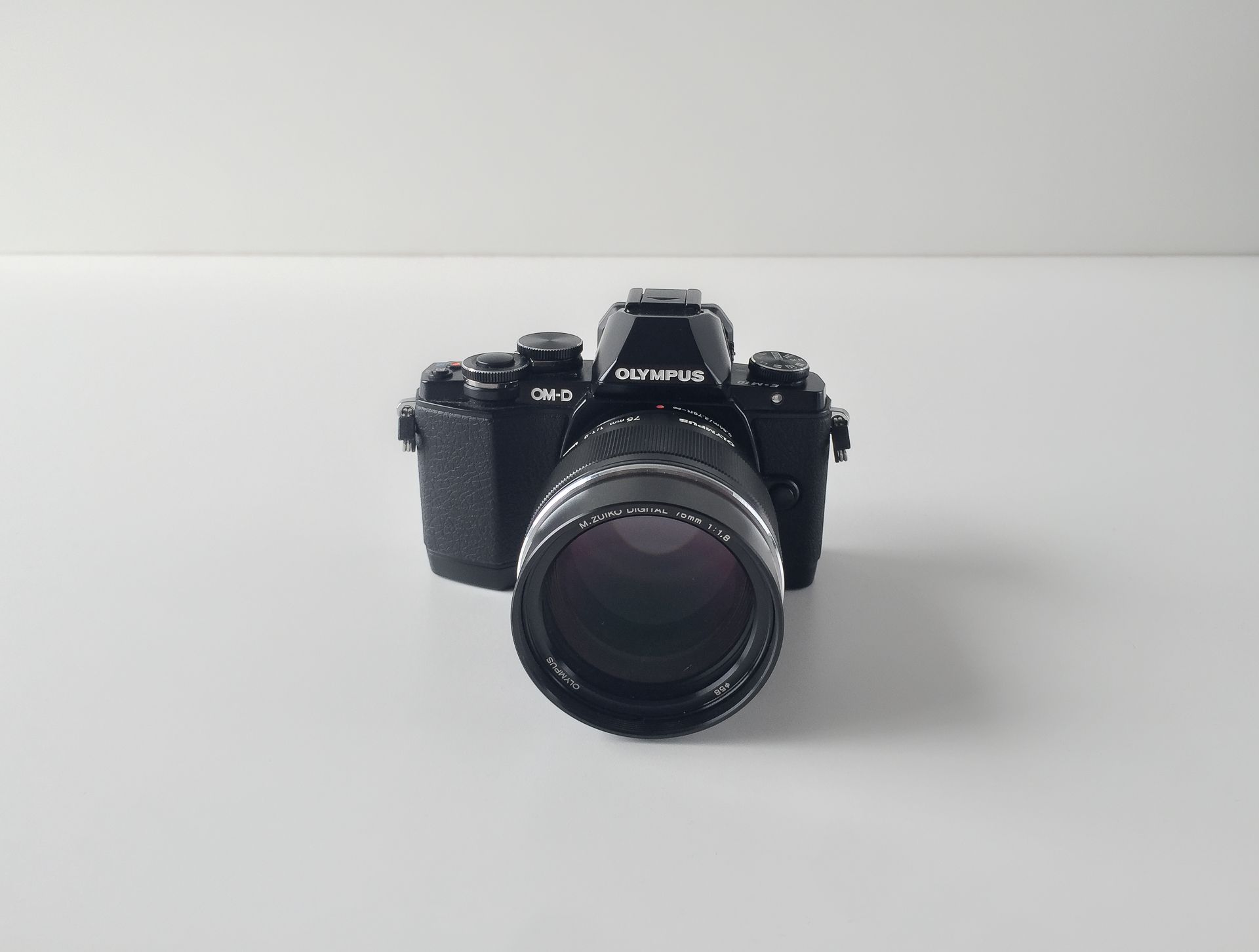 動作確認済】 Olympus OM-1 F0228-85-5x p 【公式通販】