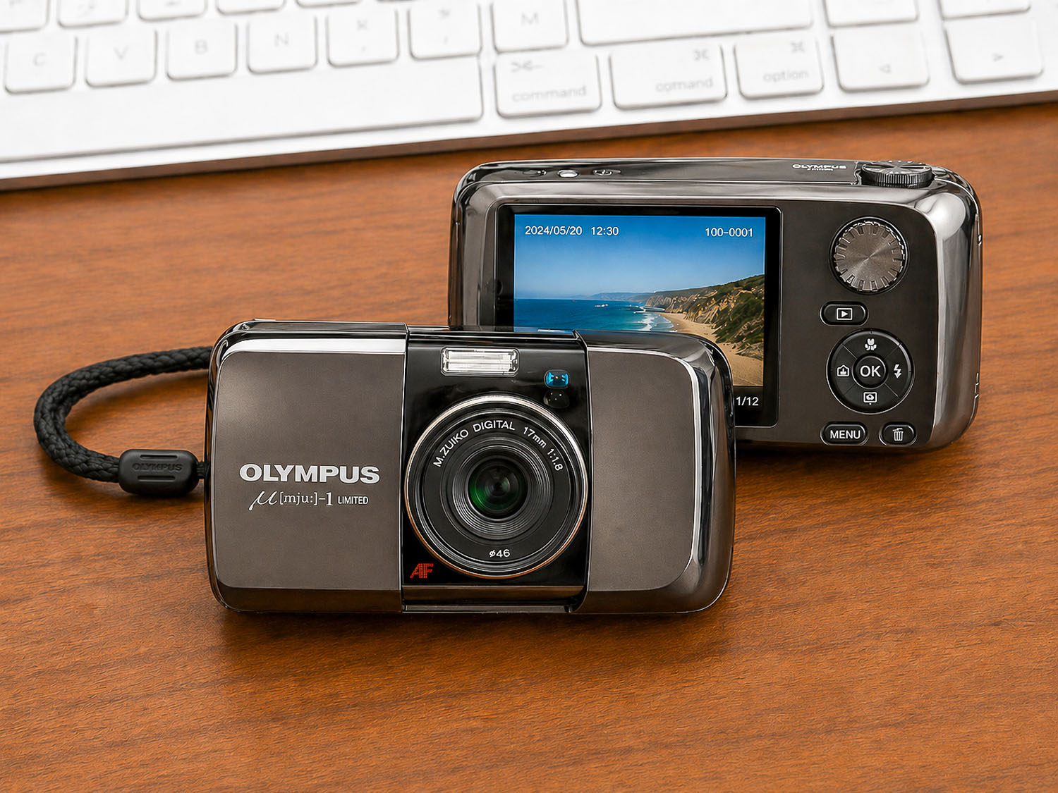 Are compact cameras back?