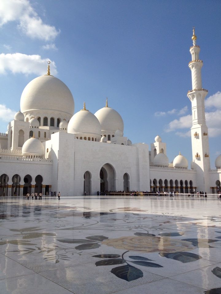 Sheikh Zayed Mosque Abu Dhabi UAE