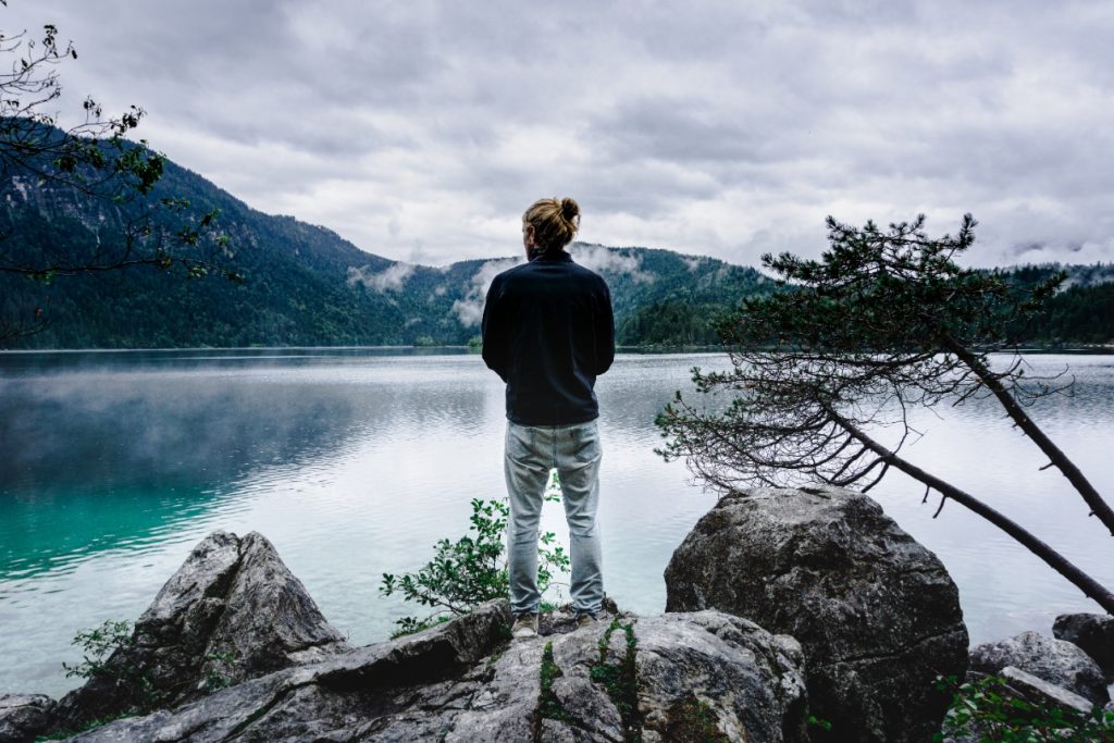 Beginning of our hike around the Eibsee Lake. Discovering how stunningly beautiful this place is. 