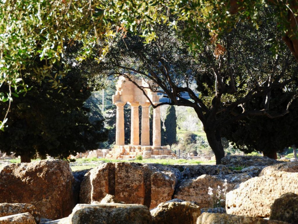 valley-temples-agrigente-sicily