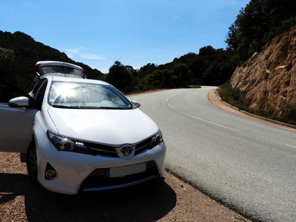 car-road-corsica-toyota