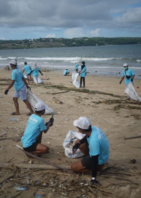 equipe-oceancleanup-pollution-plastique