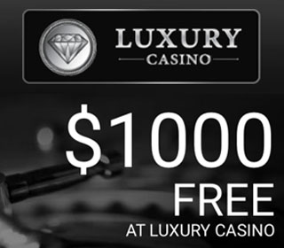 Blackjack and Roulette at Luxury Casino mobile