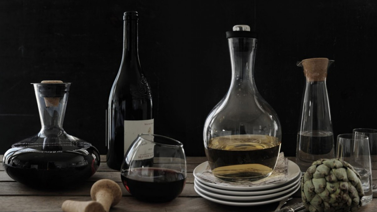 Viva-drip-free-wine-carafe