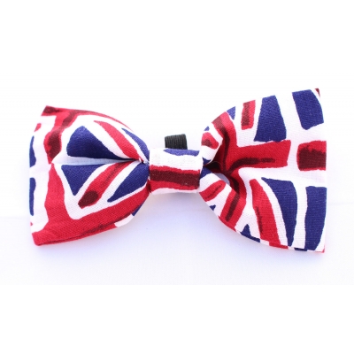This super cute handmade cotton bow tie is layered with interfacing to create a crisp bow tie that keeps its shape. It has an elastic loop for sliding onto your dog’s collar. Size (diameter): 6 inch wide (15cm) X 2.5 inch (6.5cm) high