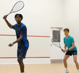 Squash Serving Advantage