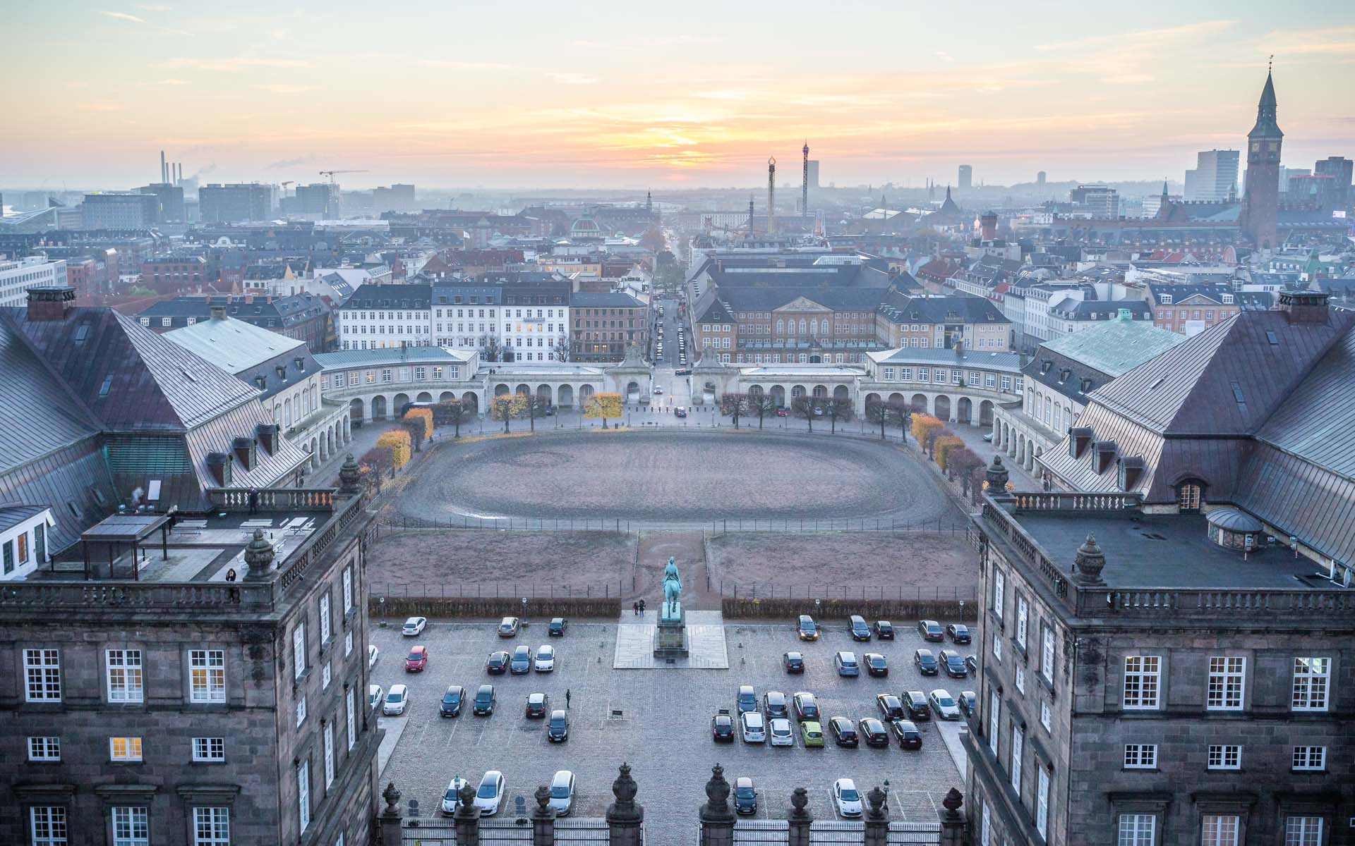 Opland renoverer Christiansborg Ridebane