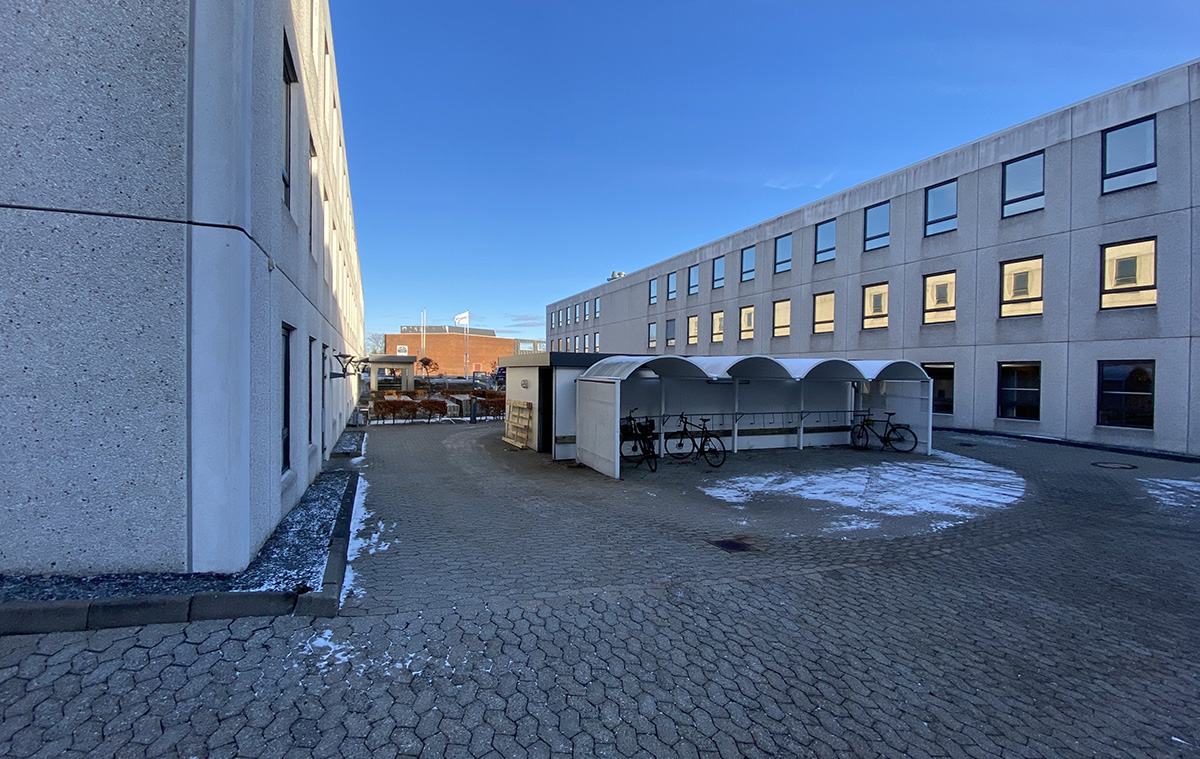 Gårdhave før