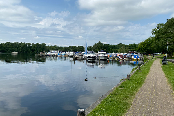 Lystbådehavnen er et naturligt samlingssted i Ry.