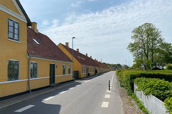 Nyboder-agtige arbejderboliger ved Danias cementfabrik.