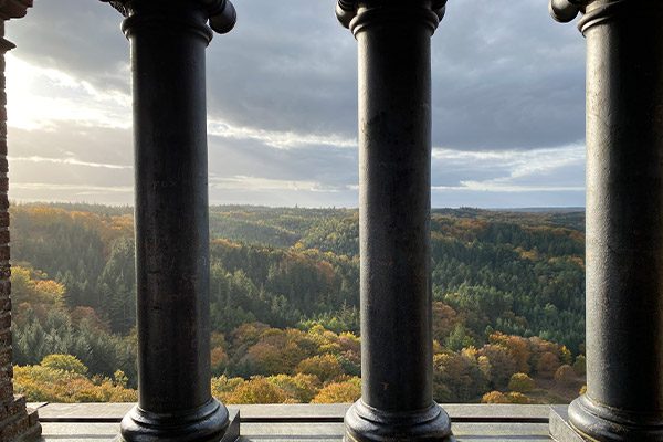 Man kan komme helt op i tårnet i sommerhalvåret