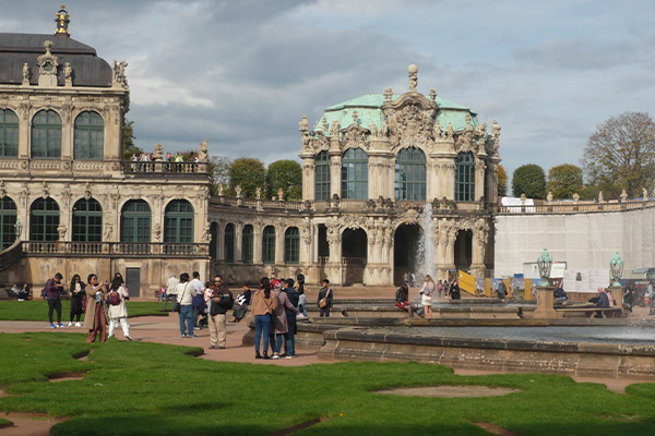 Zwinger er vel nok Dresdens mest berømte bygning.