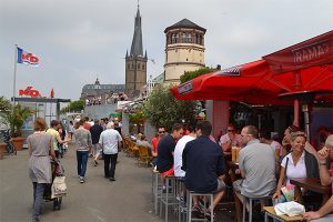 Rheinpromenade i Düsseldorf