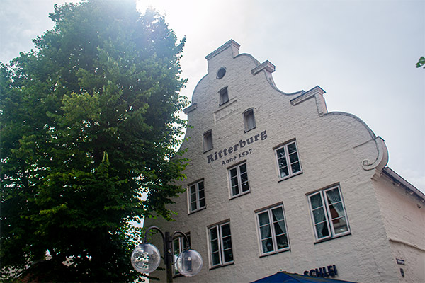 1500-talshuset "Ritterburg" er flot, men det er altså ikke nogen ridderborg. Navnet leder tilbage til en af bygningens tidligere ejere, der hed Ritter.