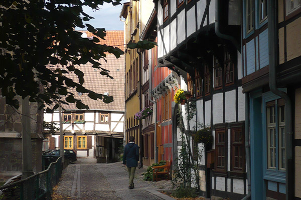 Med omkring 2000 bevarede bindingsværkshuse er Quedlinburg lidt af et levende museum