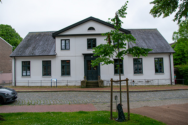 Den danske arkitekt C.F. Hansen har tegnet dette hus i 1796