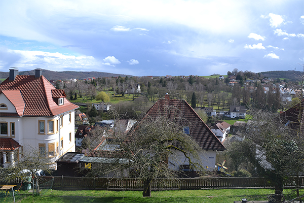Udsigt fra gaden Hinter der Mauer.
