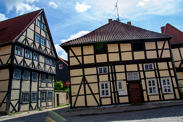 Et af byens ældste bindingsværkshuse er dette tidligere bryggeri. Huset er fra 1400-tallet.