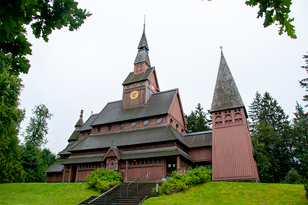 Stavkirken Gustav Adolf ligger i Hahnenklee og liger et lille stykke Norge midt i Harzen.