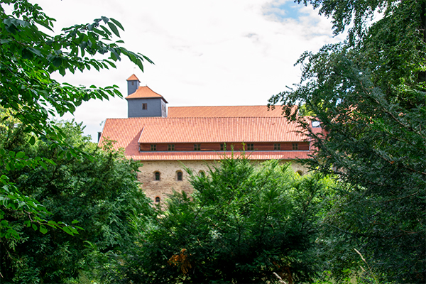 Byens kloster har over 1000 år på bagen.
