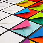 icoon pictogram met enveloppes die ontworpen worden door Optima Grafix