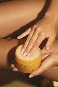 ORAJA_beauty_&_wellness_Scrub_Mer_des_Indes_model_Thalgo