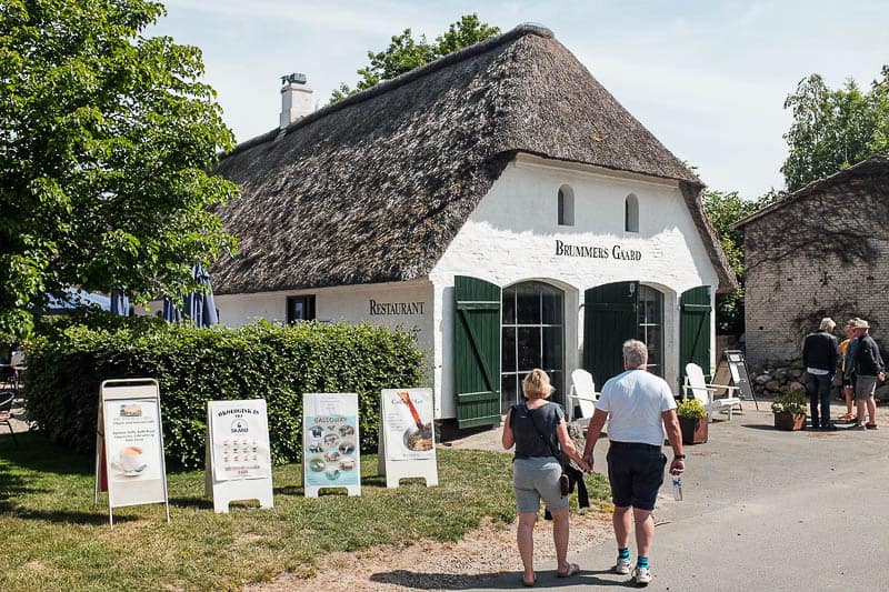 Dette billede har en tom ALT-egenskab (billedbeskrivelse). Filnavnet er brummers-gård.jpg