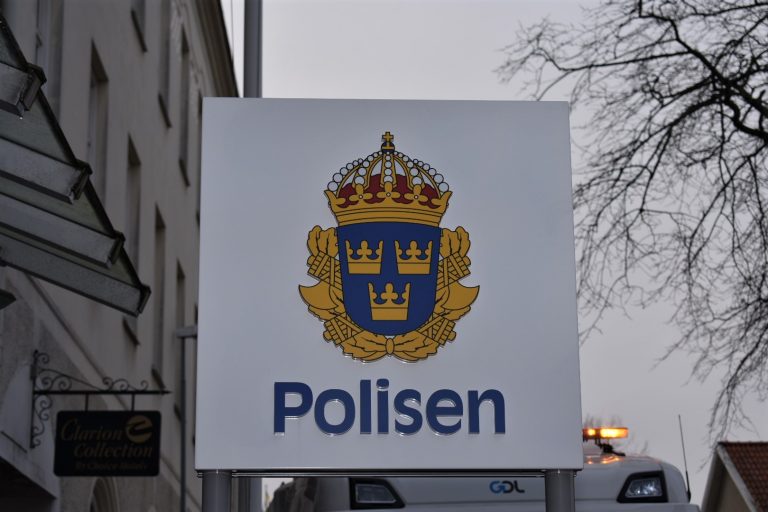 Bild på polisskylt