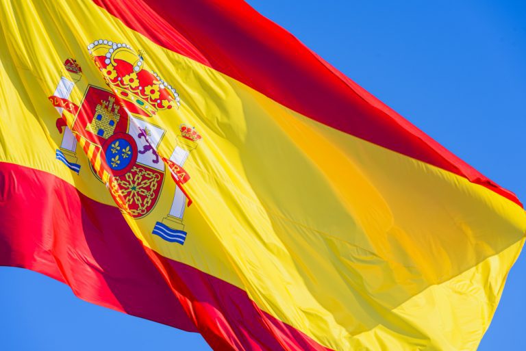 Spaniens flagga
