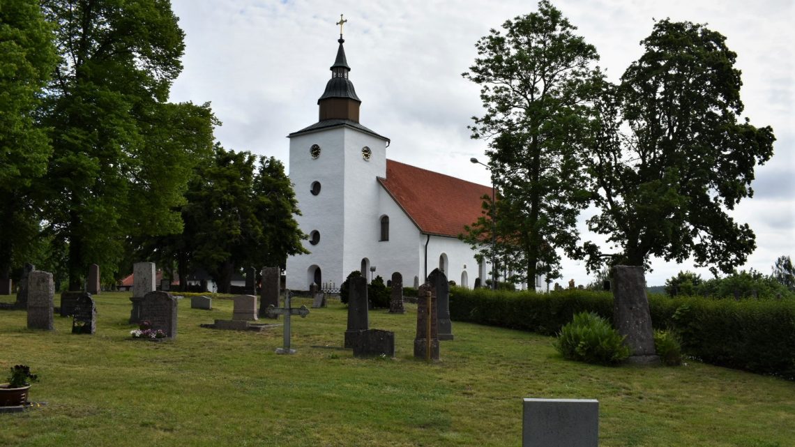Inbrott och stöld: Tjuvar tog sig in i Döderhults kyrka Inbrott och stöld: Tjuvar tog sig in i Döderhults kyrka