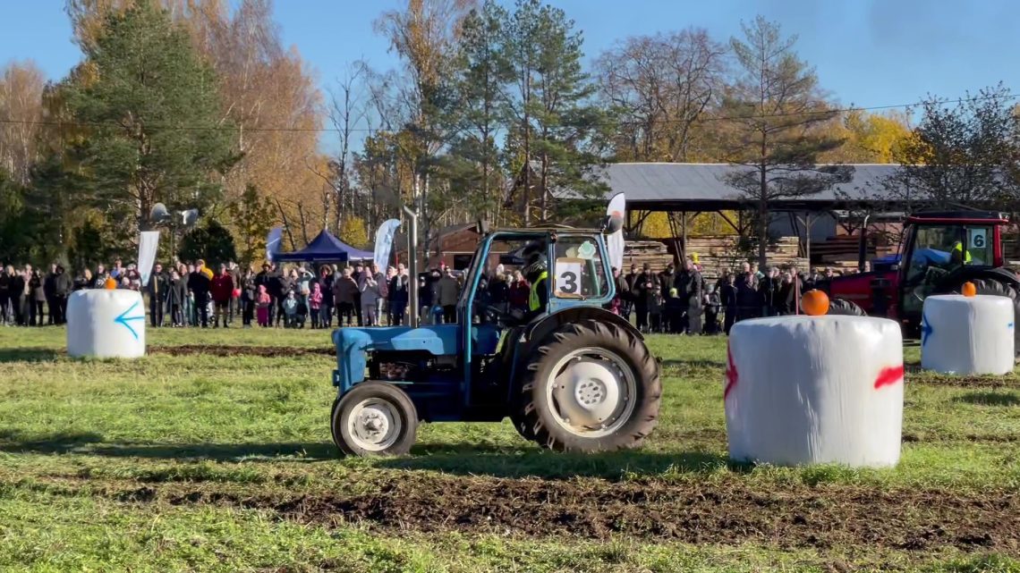TV: Traktorracet blev en folkfest – ”Vi är väldigt nöjda med dagen” TV: Traktorracet blev en folkfest – ”Vi är väldigt nöjda med dagen”