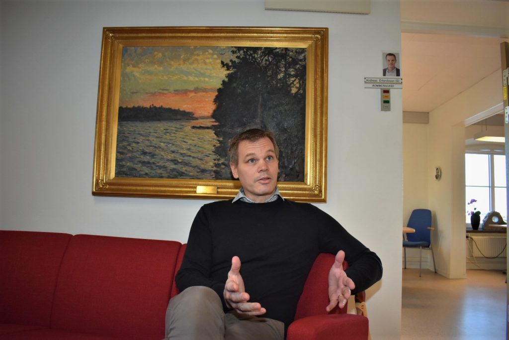 Andreas Erlandsson (S), kommunstyrelsens ordförande i Oskarshamns kommun.