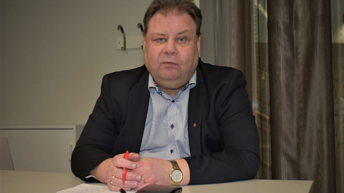 Regionrådet Peter Wretlund om Socialdemokraternas medarbetarpaket: ”Vi vill ha en hållbar personalpolitik” Regionrådet Peter Wretlund om Socialdemokraternas medarbetarpaket: ”Vi vill ha en hållbar personalpolitik”
