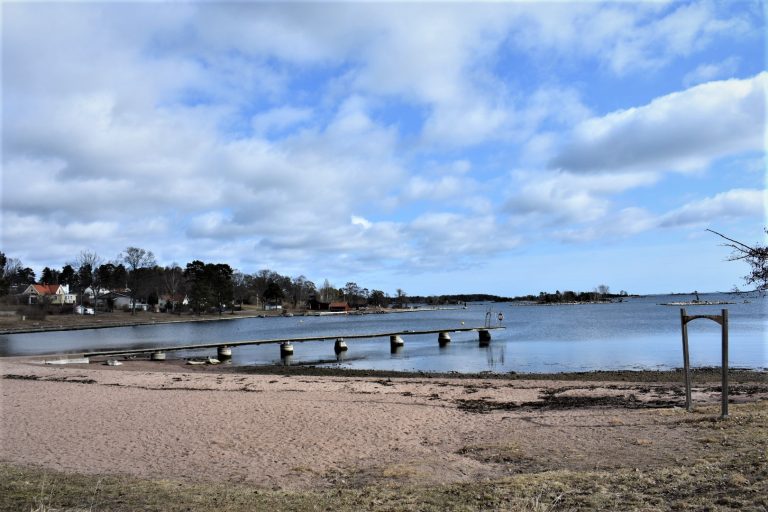 Bild på badbryggan i Havslätt, Oskarshamn