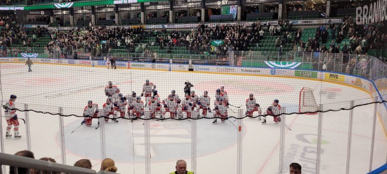 Bild från match mellan Rögle och IK Oskarshamn