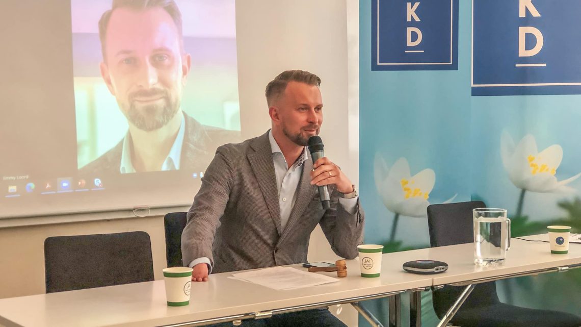 Jimmy Loord omvald till distriktsordförande för Kristdemokraterna i länet Jimmy Loord omvald till distriktsordförande för Kristdemokraterna i länet