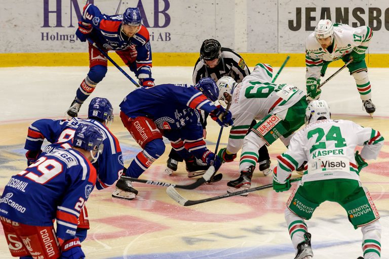 Matchsekvens mellan IK Oskarshamn och Rögle BK i kvartsfinalserien 2022