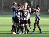 Högsby IK jublar efter att ha gjort mål mot Karlskrona i fotbollens division 2