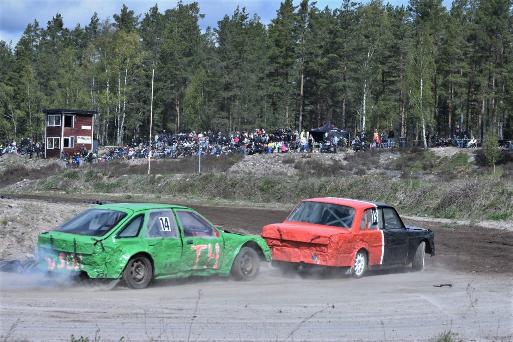 Folkracetävling på Solkustbanan i Forshult, utanför Oskarshamn. Foto: Peter A Rosén