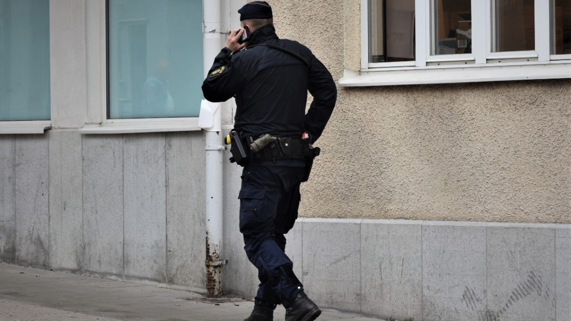 POLISEN I OSKARSHAMN BERÄTTAR OM REKORDMÅNGA RATTFYLLERIER OCH KNARKBROTT POLISEN I OSKARSHAMN BERÄTTAR OM REKORDMÅNGA RATTFYLLERIER OCH KNARKBROTT