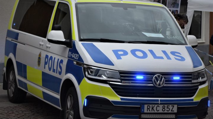 Polisbuss i centrala Oskarshamn